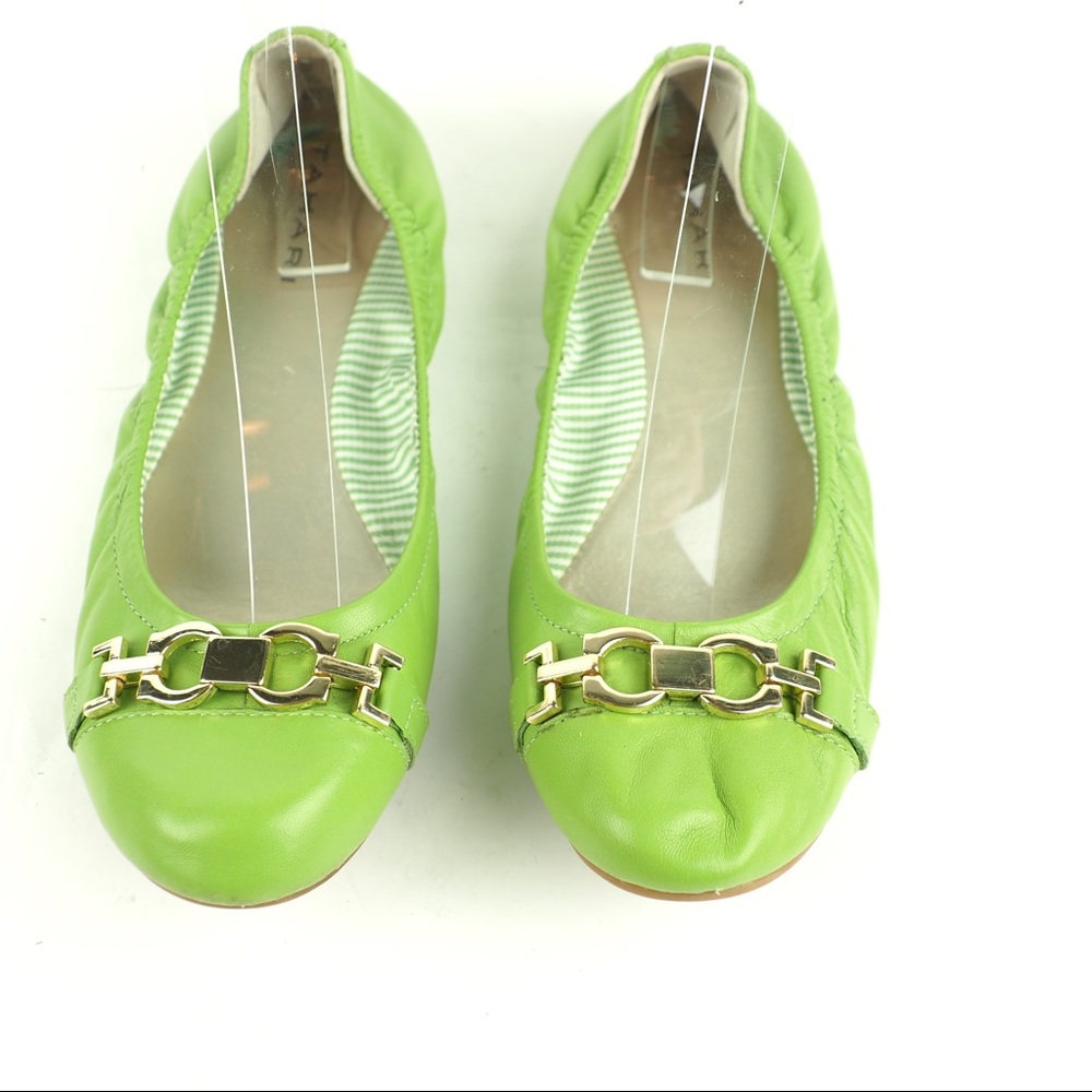 Tahari sz 8 Vera lime green leather ballet flats